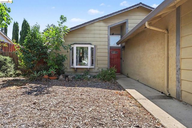 4161 S Royal Links Cir, Antioch, CA 94509