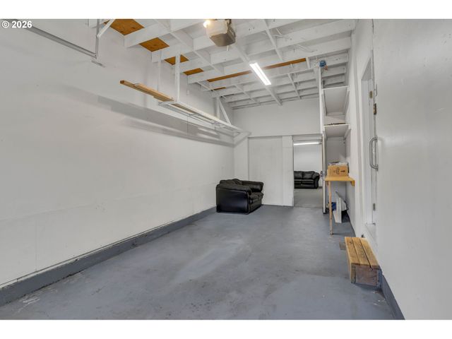 9125 Se VELMA Ct, Happy Valley, OR 97086