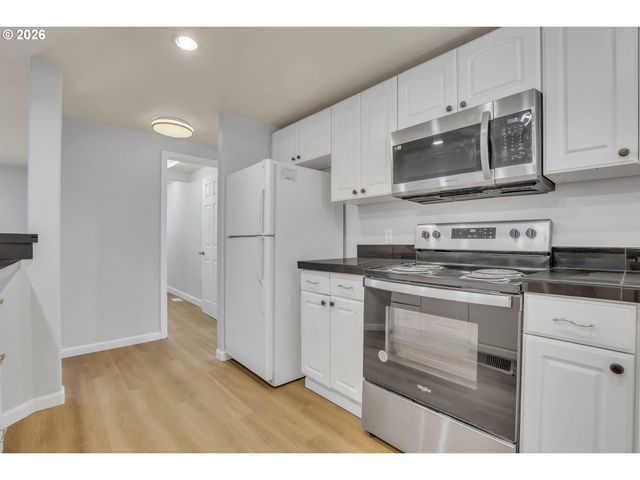 9125 Se VELMA Ct, Happy Valley, OR 97086