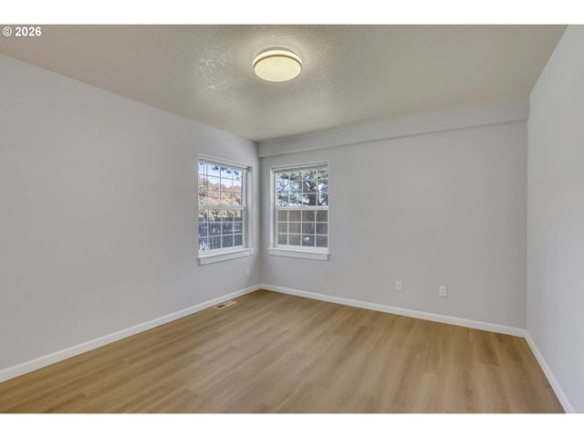 9125 Se VELMA Ct, Happy Valley, OR 97086