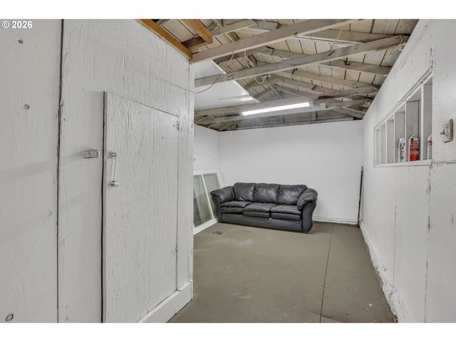 9125 Se VELMA Ct, Happy Valley, OR 97086