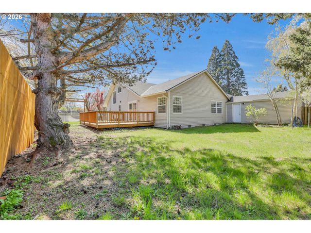 9125 Se VELMA Ct, Happy Valley, OR 97086