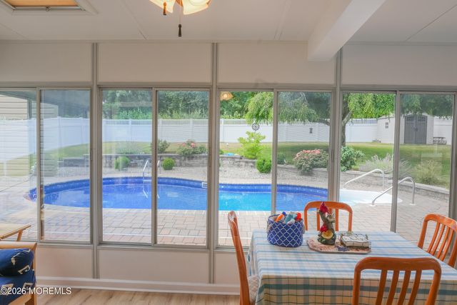 20 Bayberry Drive, Holmdel, NJ 07733