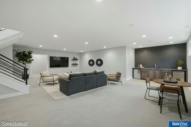 6801 Monarch Drive, Lincoln, NE 68516