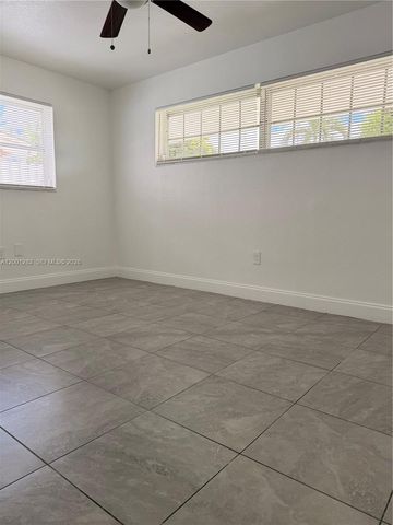 6613 Evergreen Dr A, Miramar, FL 33023