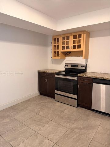 6613 Evergreen Dr A, Miramar, FL 33023