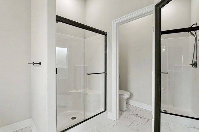 2104 E Highridge St, Park City, KS 67219