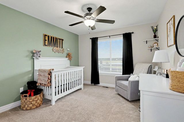2104 E Highridge St, Park City, KS 67219