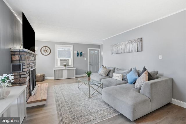 2601 BROADWAY AVE, Hatboro, PA 19040