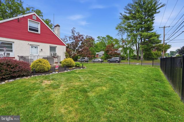 2601 BROADWAY AVE, Hatboro, PA 19040