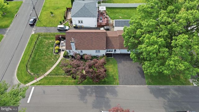 2601 BROADWAY AVE, Hatboro, PA 19040