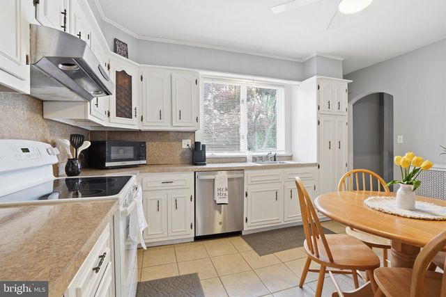 2601 BROADWAY AVE, Hatboro, PA 19040