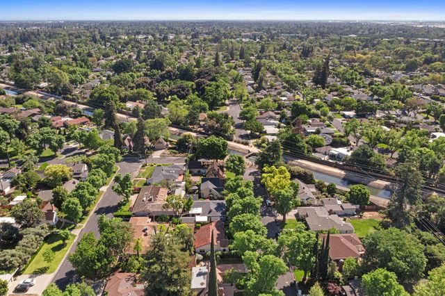 215 Helen Ave, Modesto, CA 95354