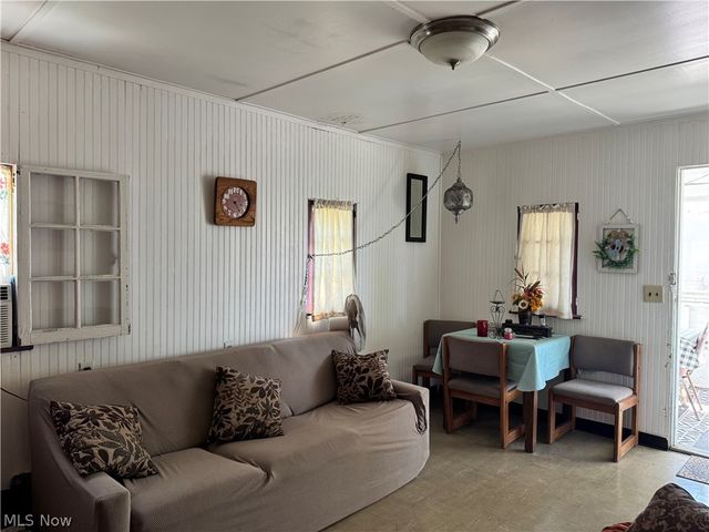 4970 & 4966 Presidential Avenue, Geneva On The Lake, OH 44041