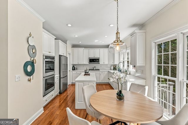 1128 Promontory Drive, Marietta, GA 30062