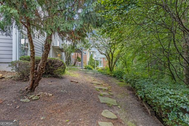 1128 Promontory Drive, Marietta, GA 30062