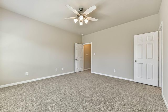 513 N 6th Street, La Porte, TX 77571