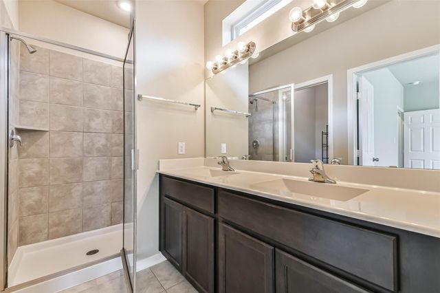 513 N 6th Street, La Porte, TX 77571