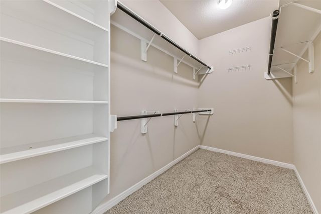 513 N 6th Street, La Porte, TX 77571