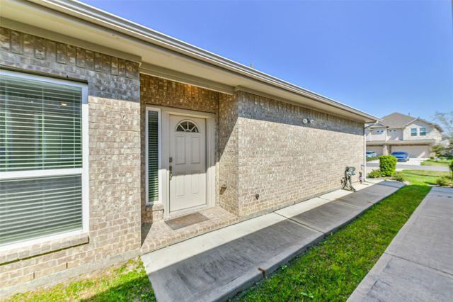 513 N 6th Street, La Porte, TX 77571