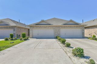 513 N 6th Street, La Porte, TX 77571