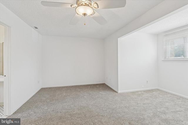 221 CARRIAGE CT #221, Chesterbrook, PA 19087