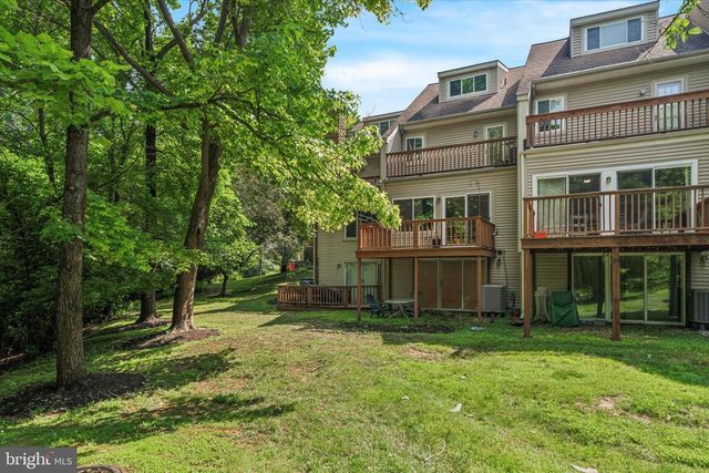 221 CARRIAGE CT #221, Chesterbrook, PA 19087