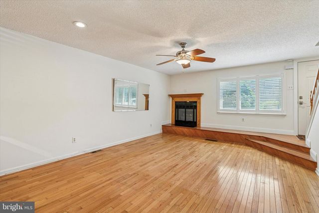 221 CARRIAGE CT #221, Chesterbrook, PA 19087