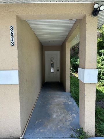 3613 E CHELSEA STREET, Tampa, FL 33610