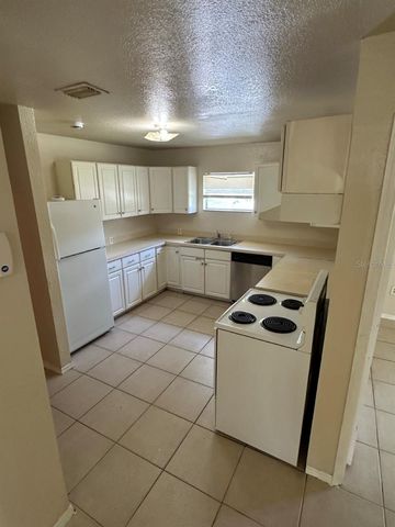 3613 E CHELSEA STREET, Tampa, FL 33610