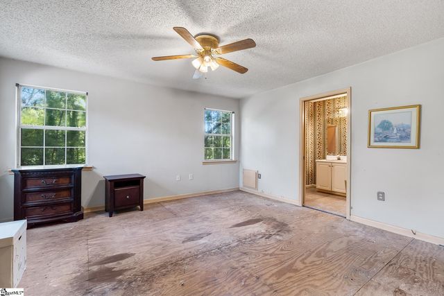 306 Lakewood Drive, Anderson, SC 29625