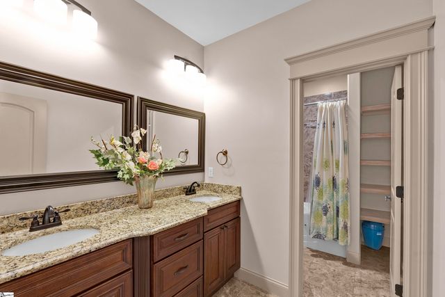983 Foster Road, Inman, SC 29349
