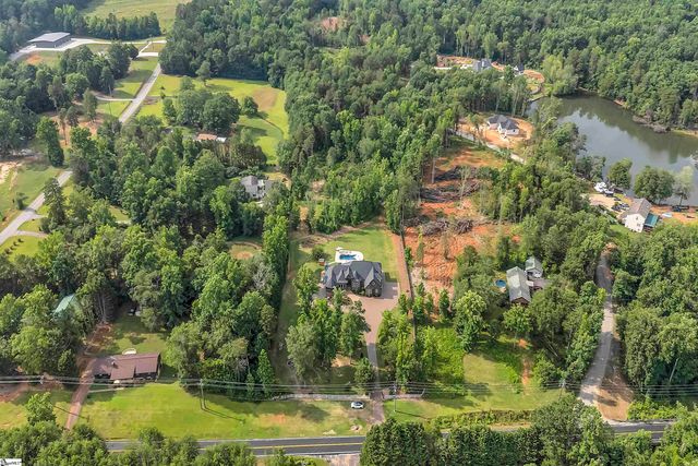 983 Foster Road, Inman, SC 29349