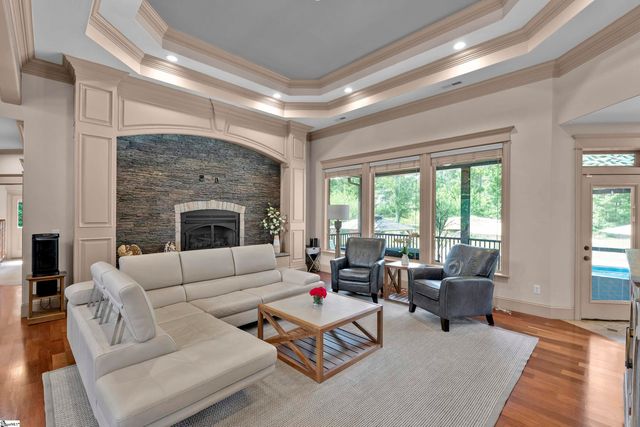 983 Foster Road, Inman, SC 29349