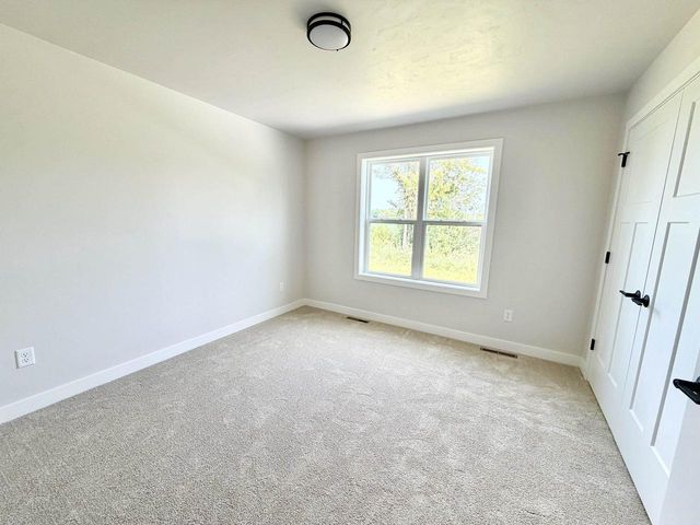 W6842 MCALLISTER CIRCLE, Greenville, WI 54942