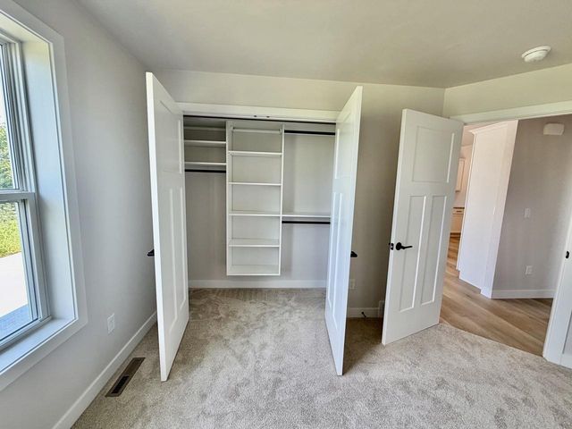 W6842 MCALLISTER CIRCLE, Greenville, WI 54942
