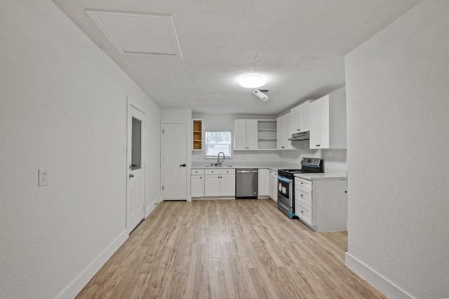 2217 Meadow Lane, La Marque, TX 77568