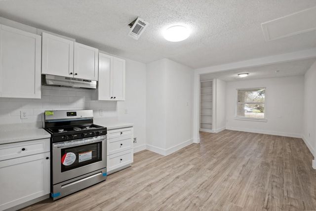 2217 Meadow Lane, La Marque, TX 77568