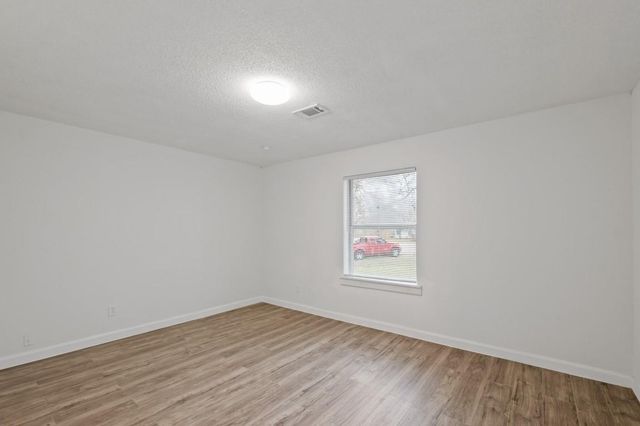 2217 Meadow Lane, La Marque, TX 77568