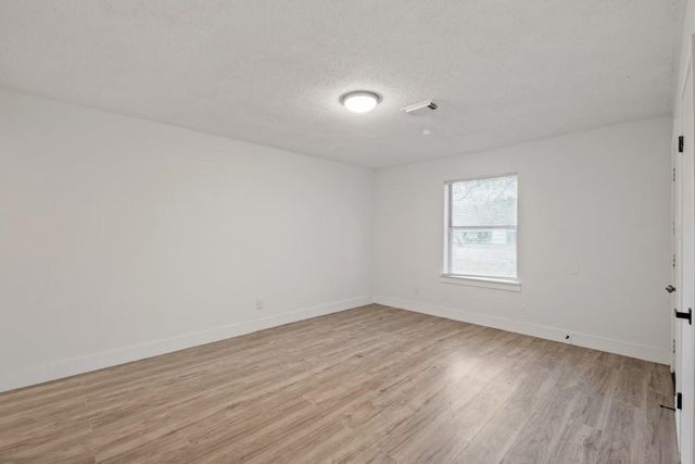 2217 Meadow Lane, La Marque, TX 77568