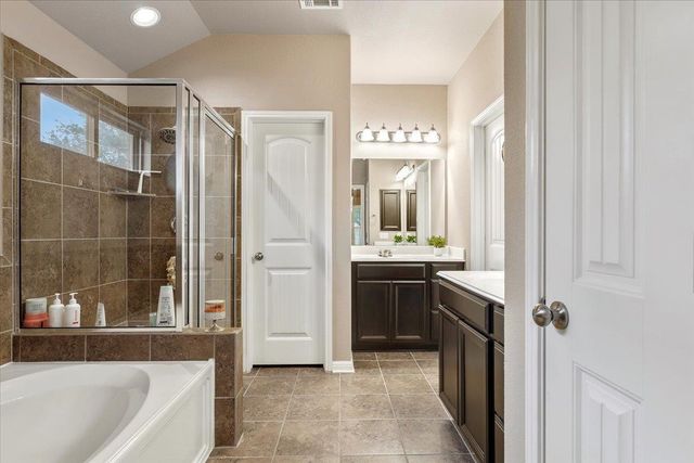 162 Sugar CRK, Buda, TX 78610