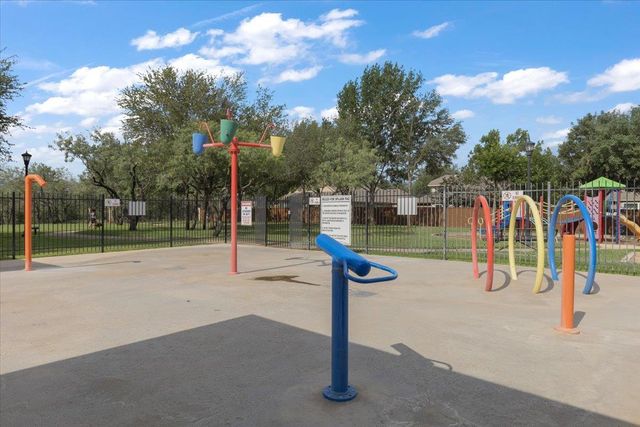 162 Sugar CRK, Buda, TX 78610