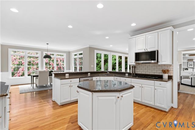 12156 Morestead Ct, Glen Allen, VA 23059
