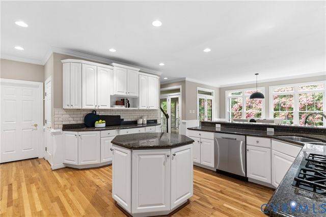 12156 Morestead Ct, Glen Allen, VA 23059