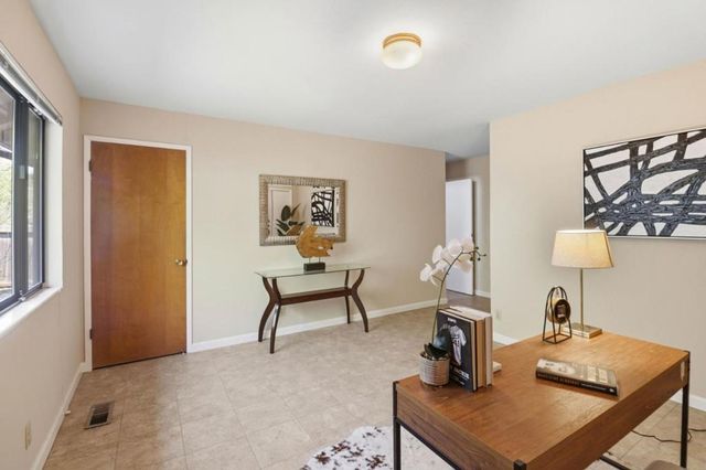 701 Christine Drive, Palo Alto, CA 94303