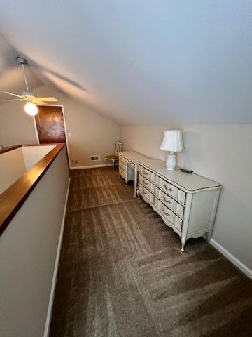 701 Christine Drive, Palo Alto, CA 94303