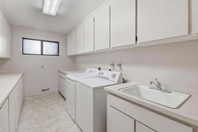 701 Christine Drive, Palo Alto, CA 94303