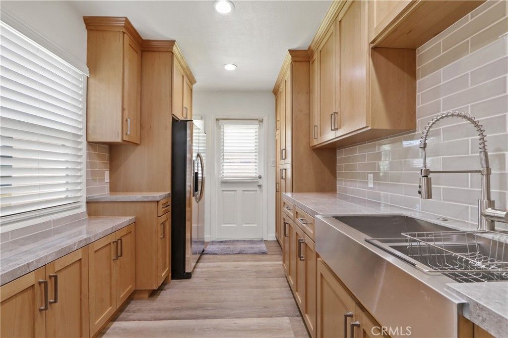 Image 10 of property listing at 7303 Eglise Avenue, Pico Rivera, CA 90660