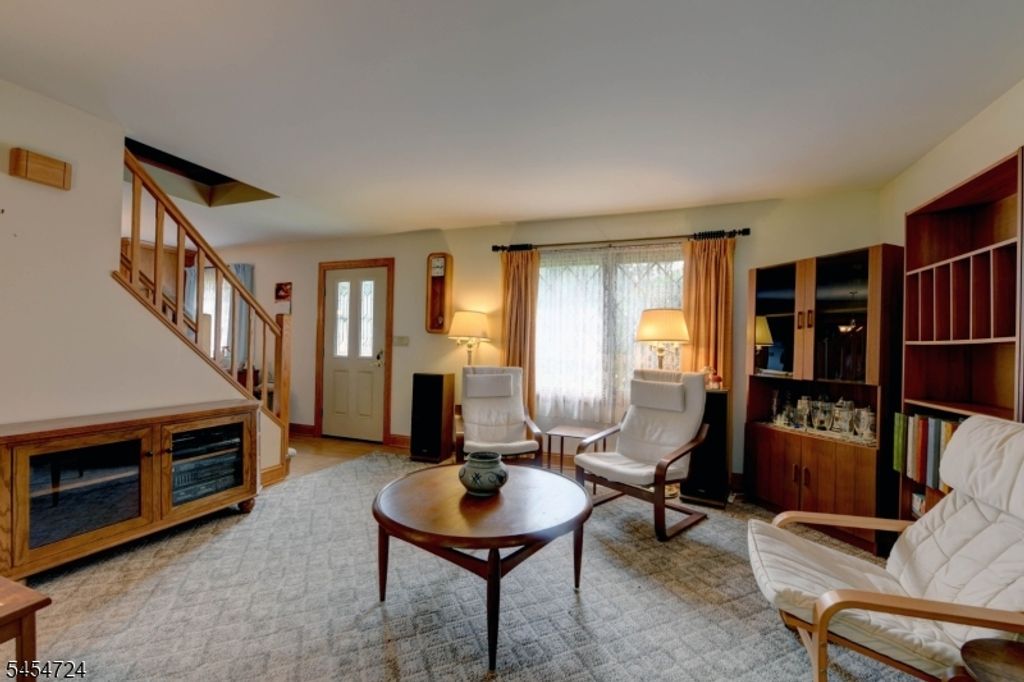 3 Village Rd, Pequannock Twp., NJ 07444 — photo 4