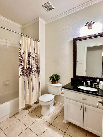 5429 Norris Drive, The Colony, TX 75056
